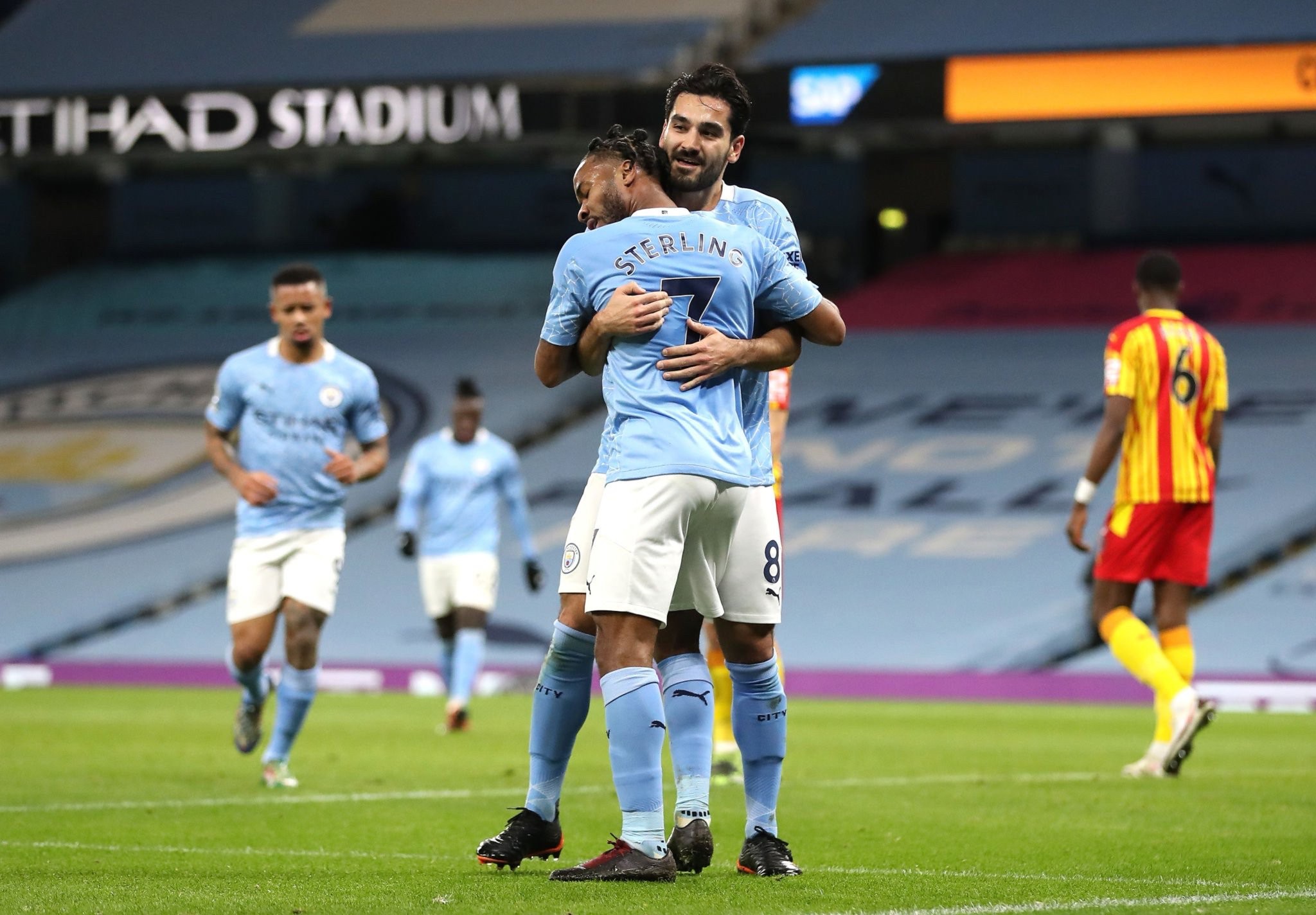 联赛中的表 联赛中的表